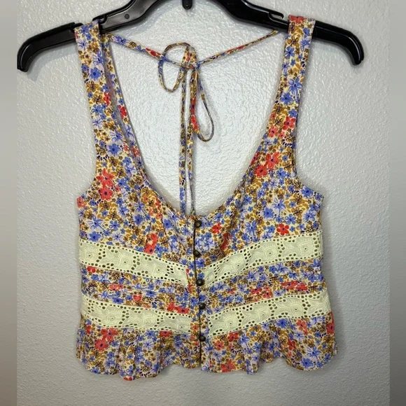 New NWT FREE PEOPLE Kianna Floral Eyelet Tank - Picture 3 of 6